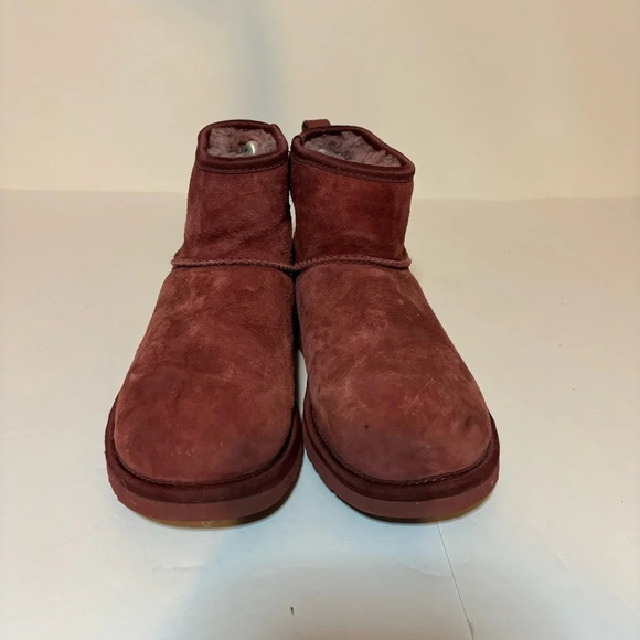 UGG Women's Classic Mini Crystal Bow Suede / Wool Lining Winter Boot Red Size 6 - Picture 6 of 10